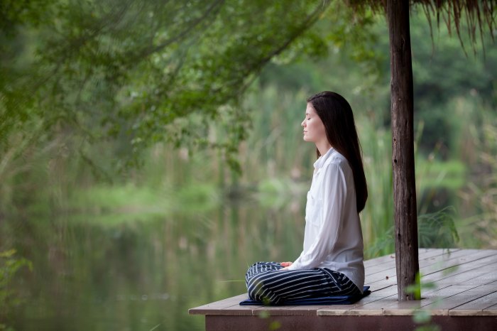 How to Meditate for Healing from Past Trauma and Stress